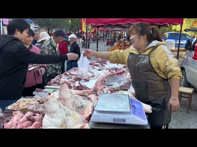 Beijing's large -scale soil pork is sold crazy, a large piece of buying a large piece of buying, it