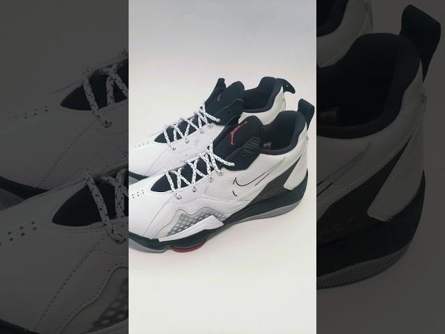 CK9183- 106 Jordan Zoom '92: Iconic Design with Zoom Air Comfort"