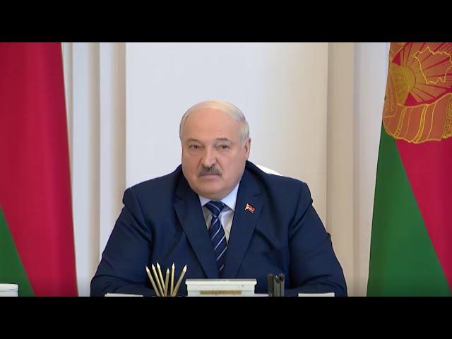 Лукашенко: "Вы недорабатываете!!!"