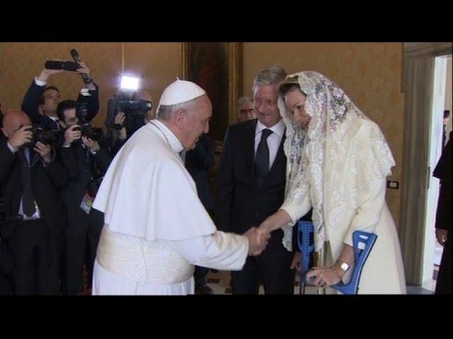 Reina de Bélgica visita al Papa