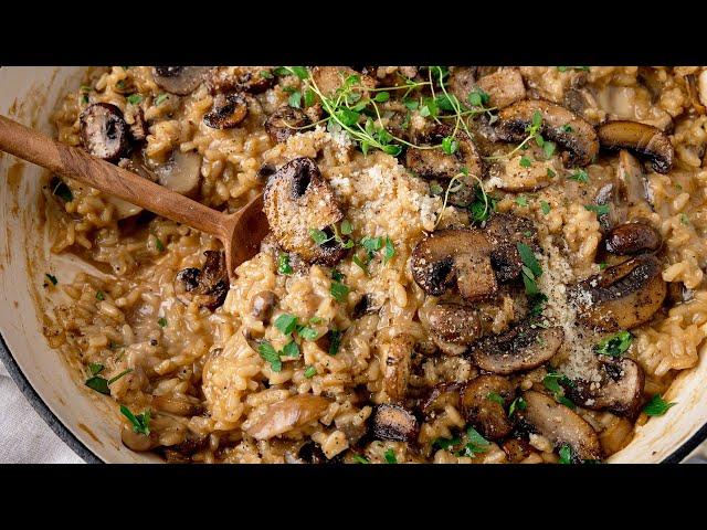Simple Creamy Mushroom Risotto, Perfect for Meat Free Monday!