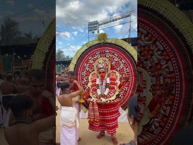 കല്ലക്കര ചാമുണ്ഡി തെയ്യം!!#theyyamkerala #shortsfeed #shorts