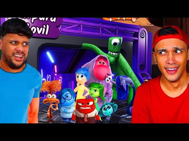 NOS TRANSFORMAMOS EM DIVERTIDA MENTE 2 NO RAINBOW FRIENDS!