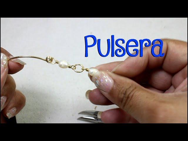 Cómo hacer una pulsera con perlas y alambre... Aprende a hacer una pulsera con perlas... muy fácil!