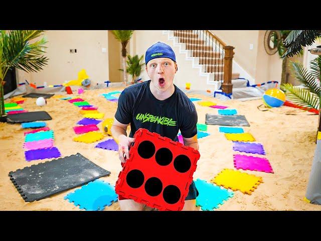 GIANT BEACH GAMEBOARD CHALLENGE!