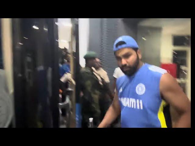 Rohit Sharma in funny mood inside the bus #rohitsharma #viratkohli