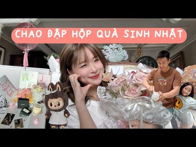 Vlog: Chao đập hộp quà sinh nhật [Anh Phúc và Cherry tặng quà bất ngờ, Khôi làm bánh]