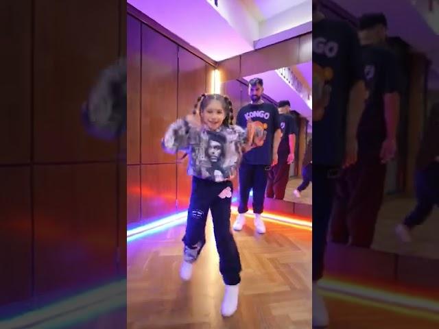 No creeras lo que hizo esta niña de 7 años con el trend de Envolver - Anitta 