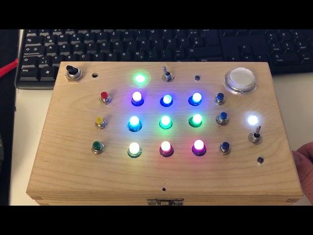 Selfmade kids playbox made with microcontroller (arduino)