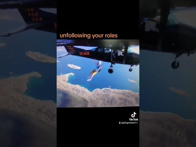 Unfollowing your rules #skydive #skydiver #skydivegram #skydiving #dropzone #airport #greece