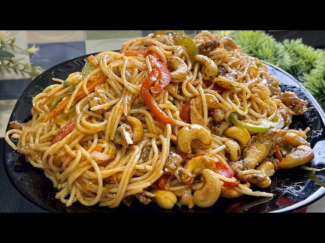 চুলা থেকে নামানোর আগেই ফুরিয়ে যাবে Restaurant Style Special Chicken Chow Mein Recipe::Chicken Fried