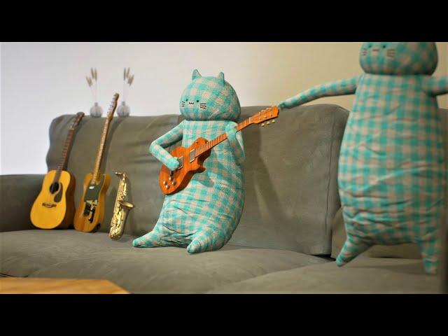 Cat Lofi Guitar Chillout Music | Dreamy Cats - Cozy Room (Music Video)