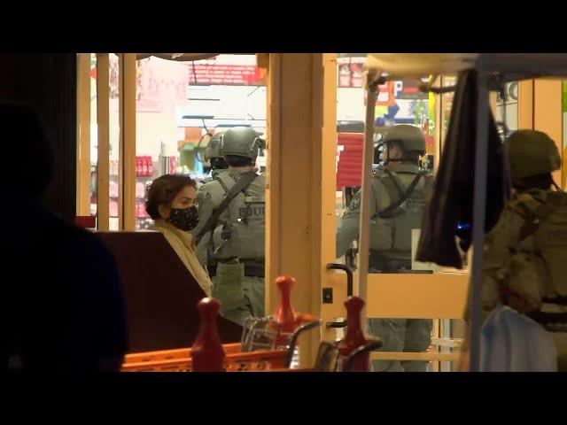 SWAT team responds to ongoing Honolulu Don Quijote barricade