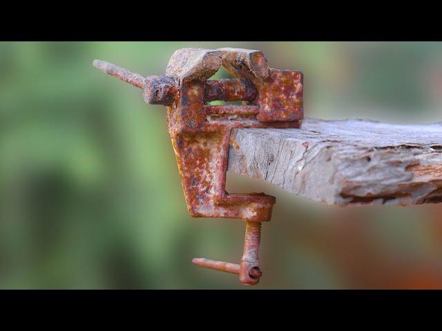 Rusty Stuck Vise Restoration