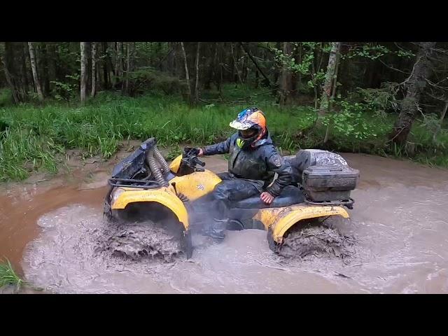 Покатушка на CFmoto 500А. Он едет...