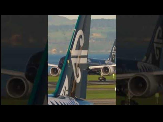 Air New Zealand All Black Boeing 787 Takeoff from Auckland Airport️Aircraft status Shorts Video