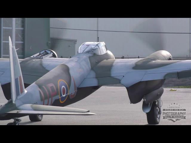 De Havilland D.H. 98 Mosquito Super Video - 46 min