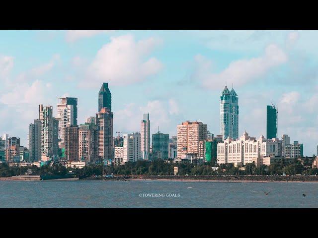 Motion panorama of the skyline seen from Marine Drive, South Mumbai.