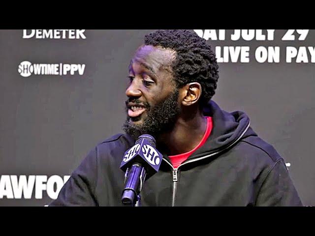 Terence Crawford has heated verbal exchange with Spence Jr family at final press conference!