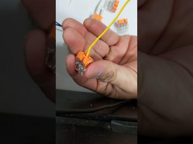 How to release the wire from push in connector or wago