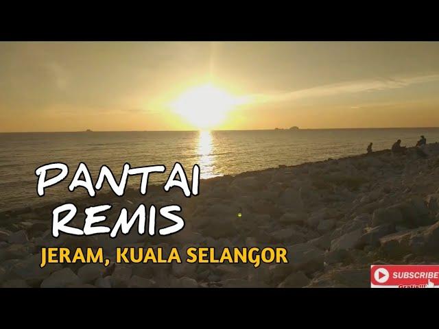 MENIKMATI MATAHARI TERBENAM DI PANTAI REMIS