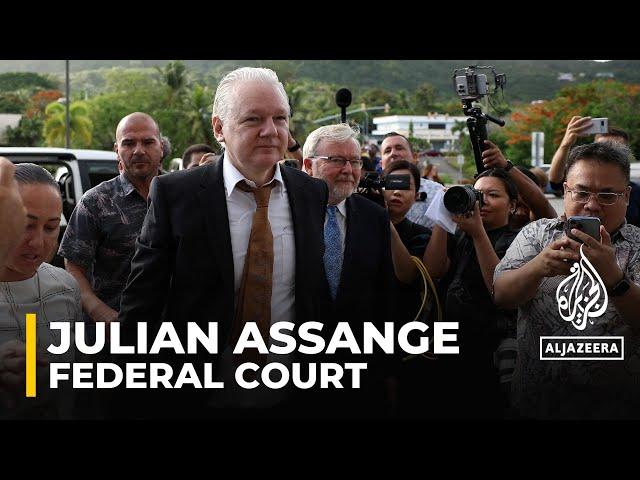 Wikileaks founder Julian Assange arrives in the US pacific island of Saipan