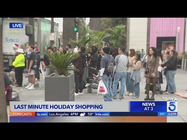 SoCal shoppers flock to malls for last-minute Christmas Eve shopping