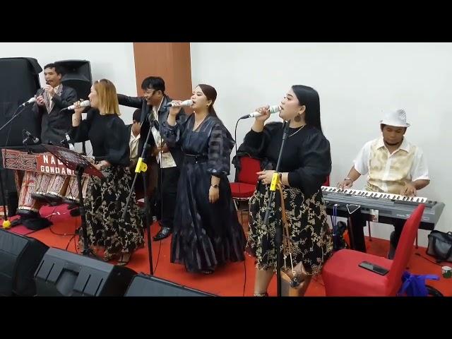 Nadeak Sister Live di Gedung Pertemuan Ronatama Depok.