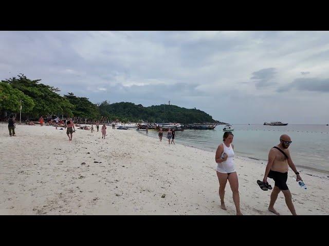 Koh Lipe Pattaya Beach in the evening