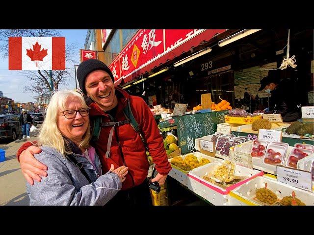 My small town mom got CULTURE SHOCK in Toronto Chinatown 