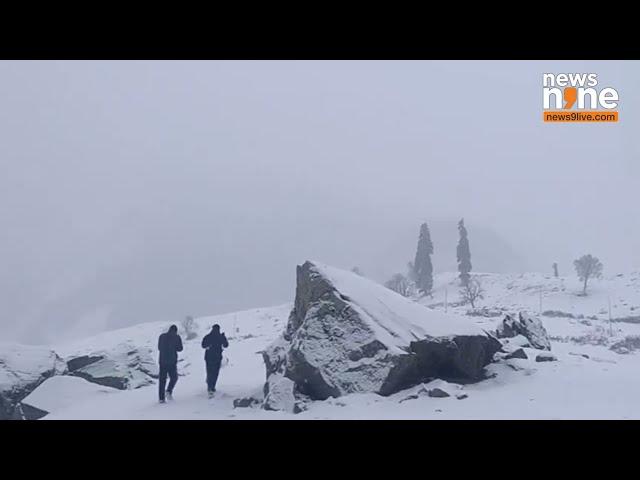 Sonamarg Covered in Thick Snow | Jammu and Kashmir Receives Heavy Snowfall | News9