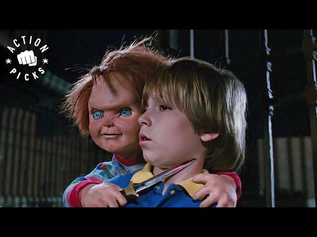 Chasing Chucky Through The Streets | Child's Play 2