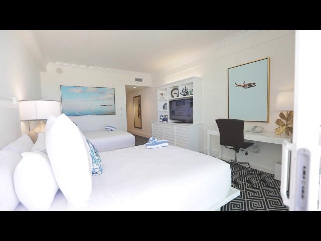 Luxe Residence Beachfront Suite w/Kitchen, 2 Queen/1 Queen Sofa