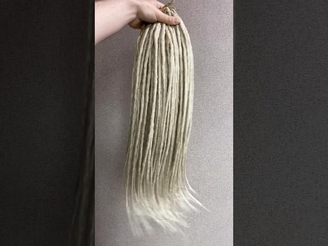 Synthetic dreadlocks extensions 🩷‍️ #dreadlocks #dreads #hairstyle #kanekalon #hair