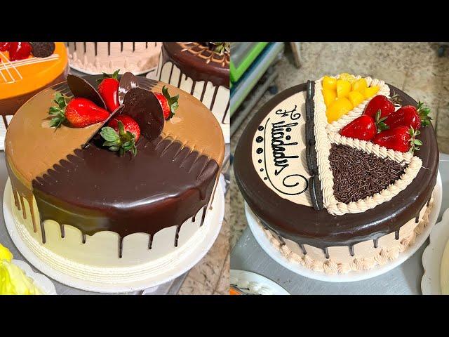 tutorial para decorar pasteles con crema moca y chocolate || pastel con durazno y chocolate