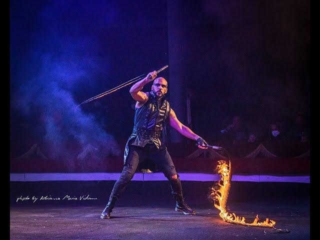 TYRONE LANER TROUPE - ITALY/SPAIN, KNIFE-THROWING 22nd Int. Circus Festival of Italy (2021)