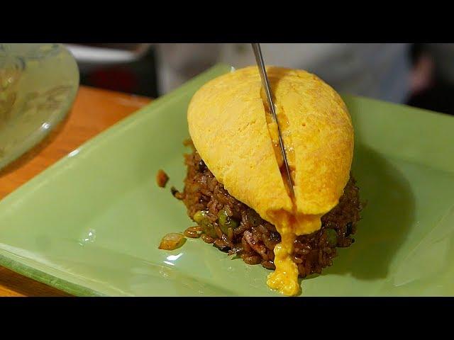 Japanese Street Food - OMELET RICE Kichi Kichi Omurice Kyoto Japan