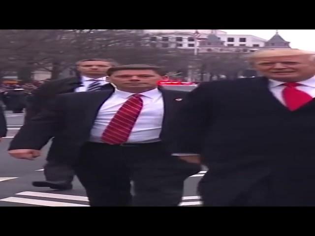 Wide World Leaders Walking 2