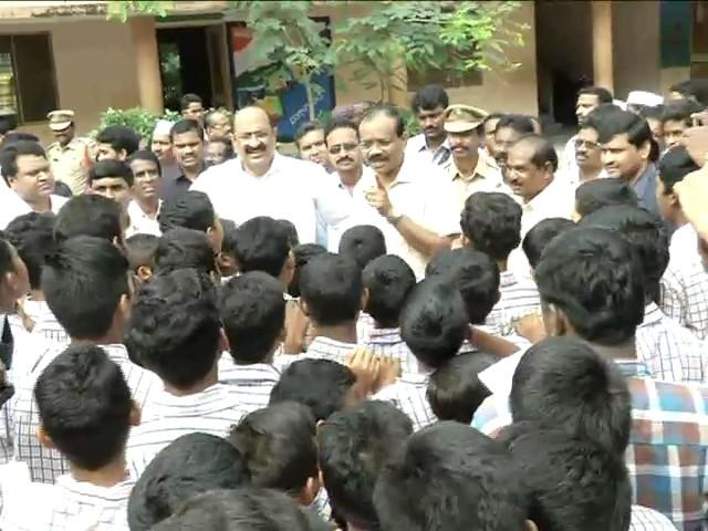 Health Min Sri K. Srinivas Interacted with Malli Residential School Students , Seetampeta dt.11-7-17