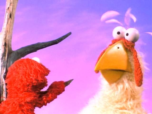 The Adventures of Elmo in Grouchland - Elmo runs away from the giant chicken 4:3