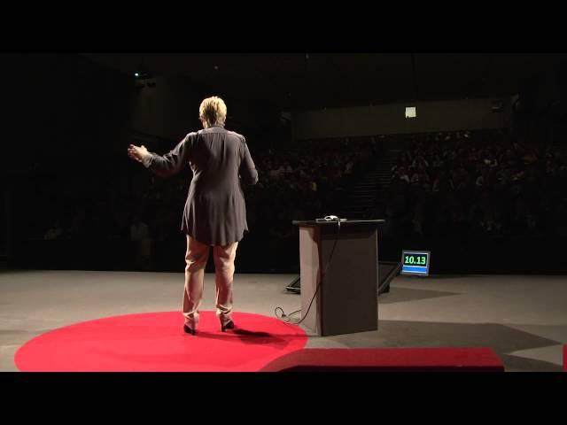 The digital school in the clouds: Dianora Bardi at TEDxLakeComo