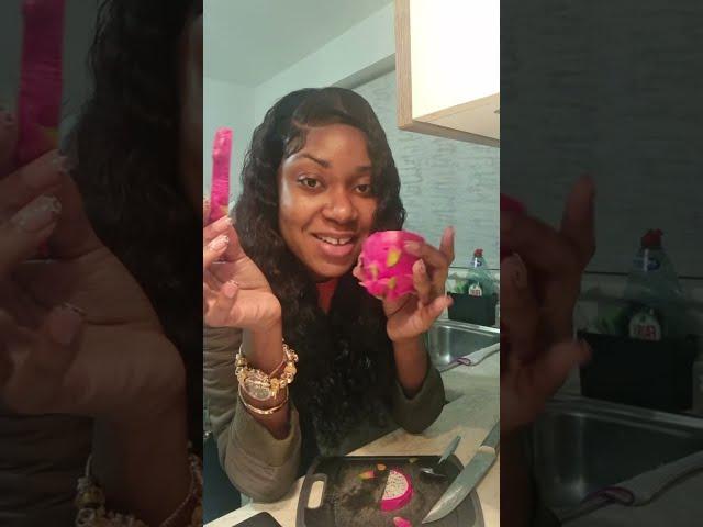 Trying Dragon Fruit for the 1st time : Roena Robinson is live