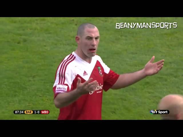 Barnet Player Manager Edgar Davids Elbows Steven Wright In The Face & Is Sent Off