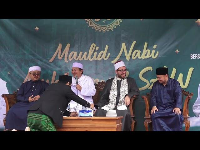 KH. IMADUDDIN UTSMAN ALBANTANI DAN SYEKH ALA MUSTAFA NAIMATULLAH AL ISKANDARI