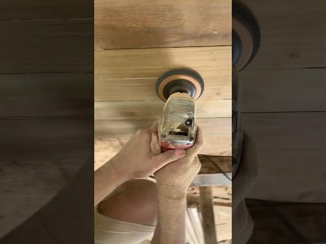 so easy!! This is how to smooth teak wood furniture with grinding sandpaper #woodworking #shorts