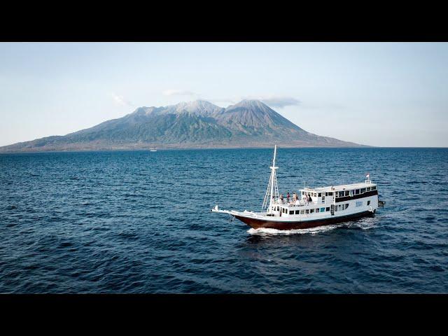 Wanua Adventure - a 4 days boat trip from Flores to Lombok