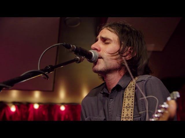 Dead Meadow - "This Shaky Hand is Not Mine" | A Do512 Lounge Session