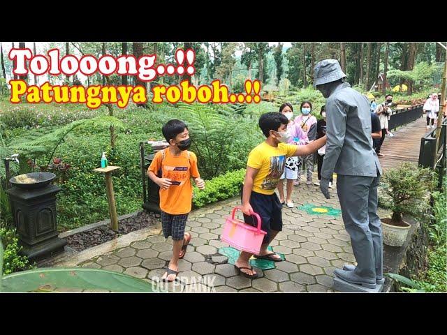 Prank naughty..!! Statue prank || Living statue prank