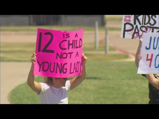 Protestors show up to Gateway Church after founder's sexual abuse allegations come to light