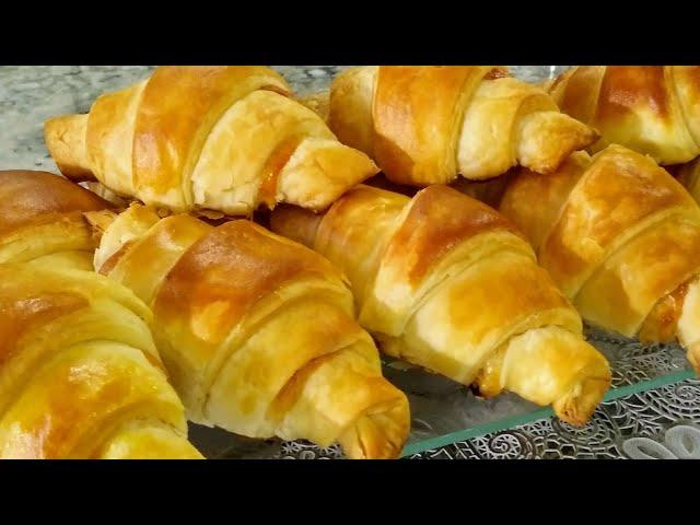 FAÇA MASSA FOLHADA DE UM JEITO DIFERENTE-CROISSANT DE PRESUNTO E QUEIJO